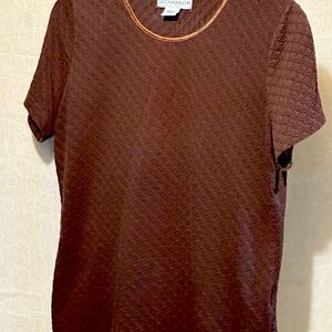 Sagharbor fancy “T”